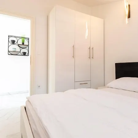 Appartement Zen Mastrinka