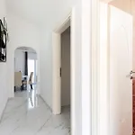 Zen Mastrinka Apartment