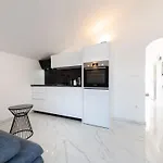Zen Mastrinka Apartment