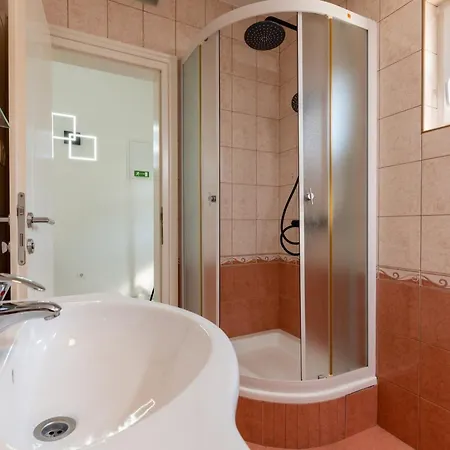 Zen Mastrinka Appartement *